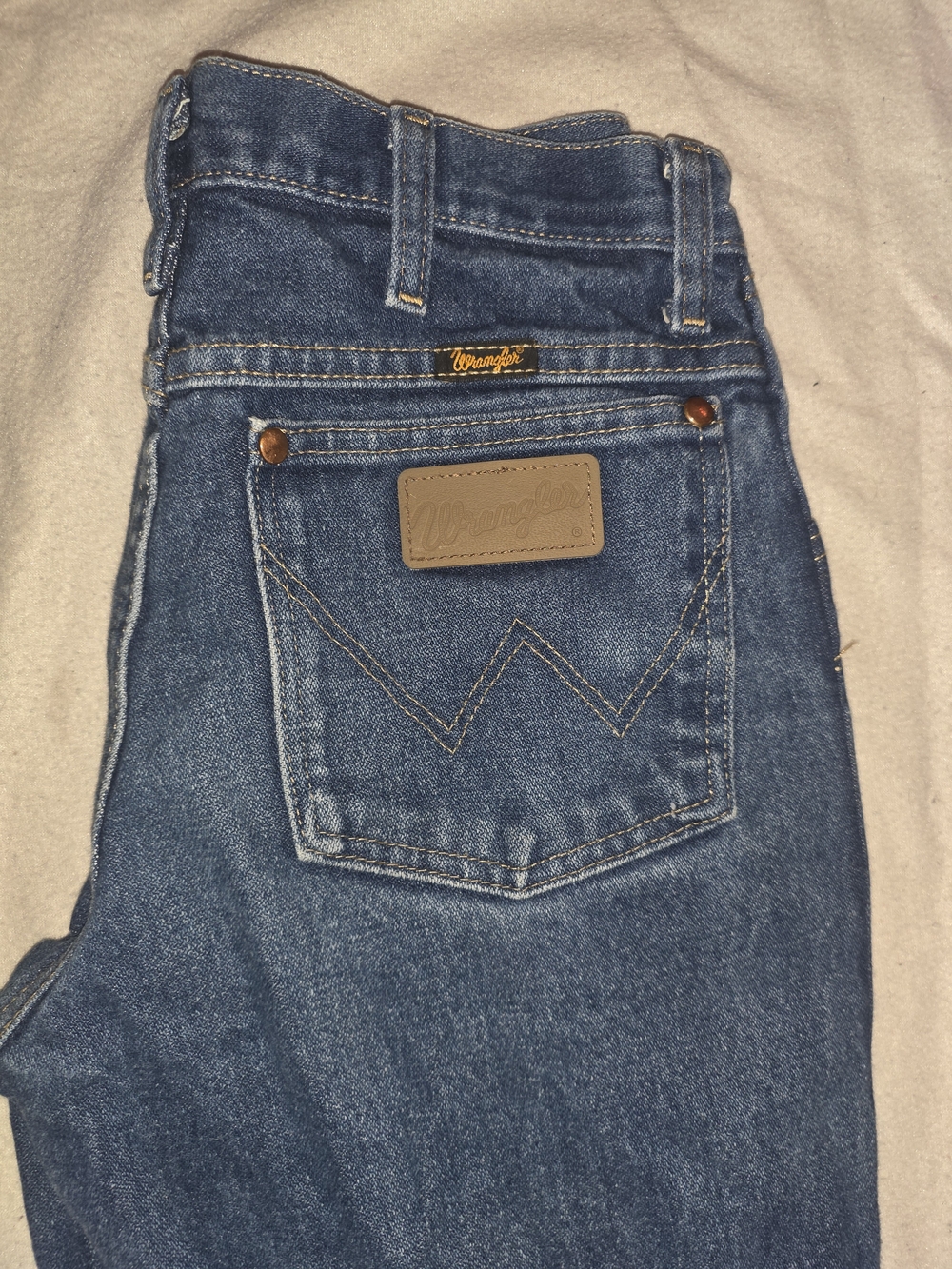 Wrangler Men's Classic Blue Denim Jeans